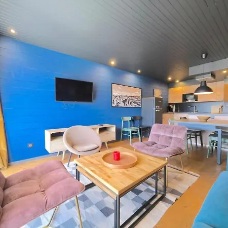 Appartement Rare - T4 Rénové Plein Centre Avec Garage *